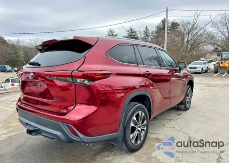 2021 Toyota Highlander Xle из США, поврежденный, VIN 5TDHZRAH8MS520841